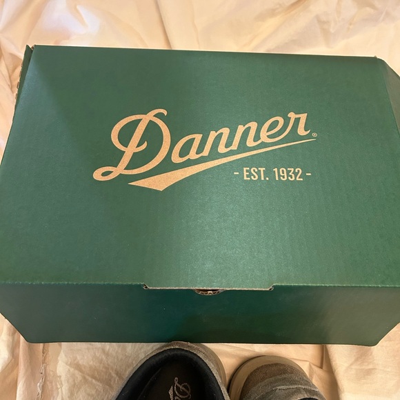 Danner Other - Danner Women’s Plum/Gray Chukka Boots
